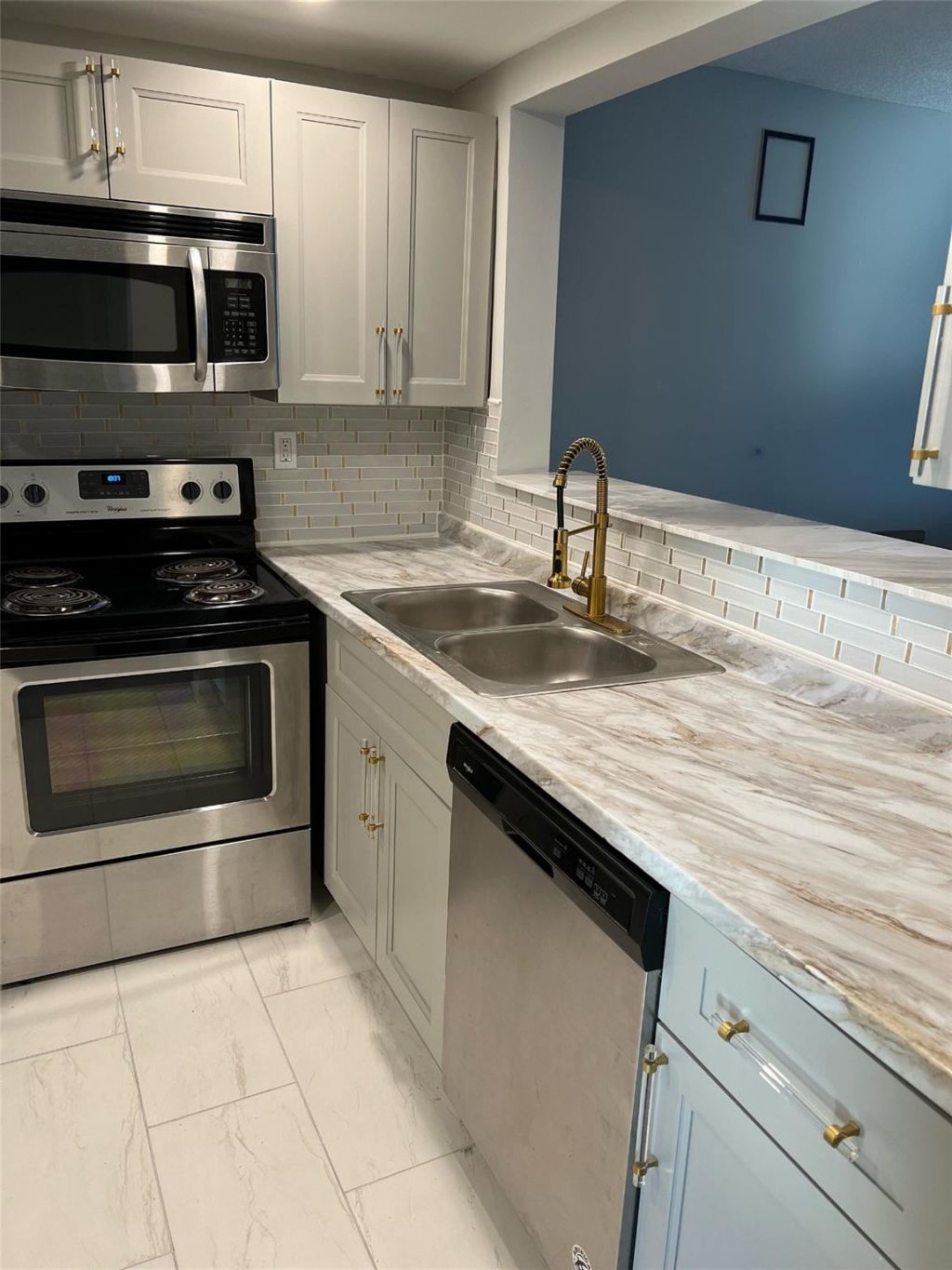 9070 Lime Bay Boulevard, Unit 209, Tamarac, FL 33321 Photo