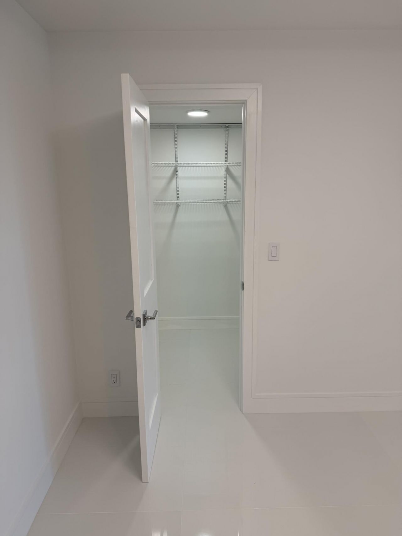 6439 Bay Club Drive, Unit 1, Fort Lauderdale, FL 33308 Photo