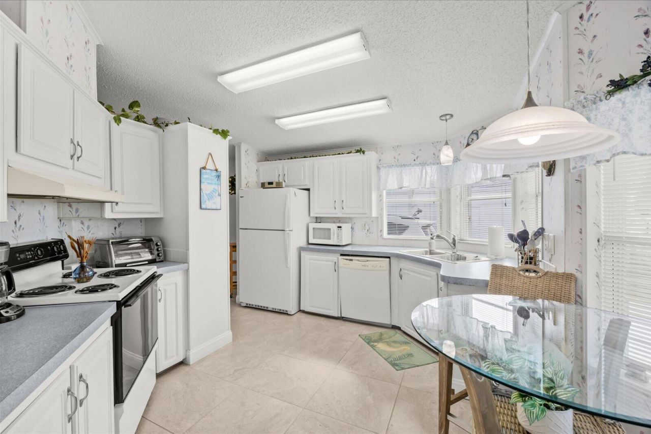 3608 Sleepy Hollow Lane, Port Saint Lucie, FL 34952 Photo
