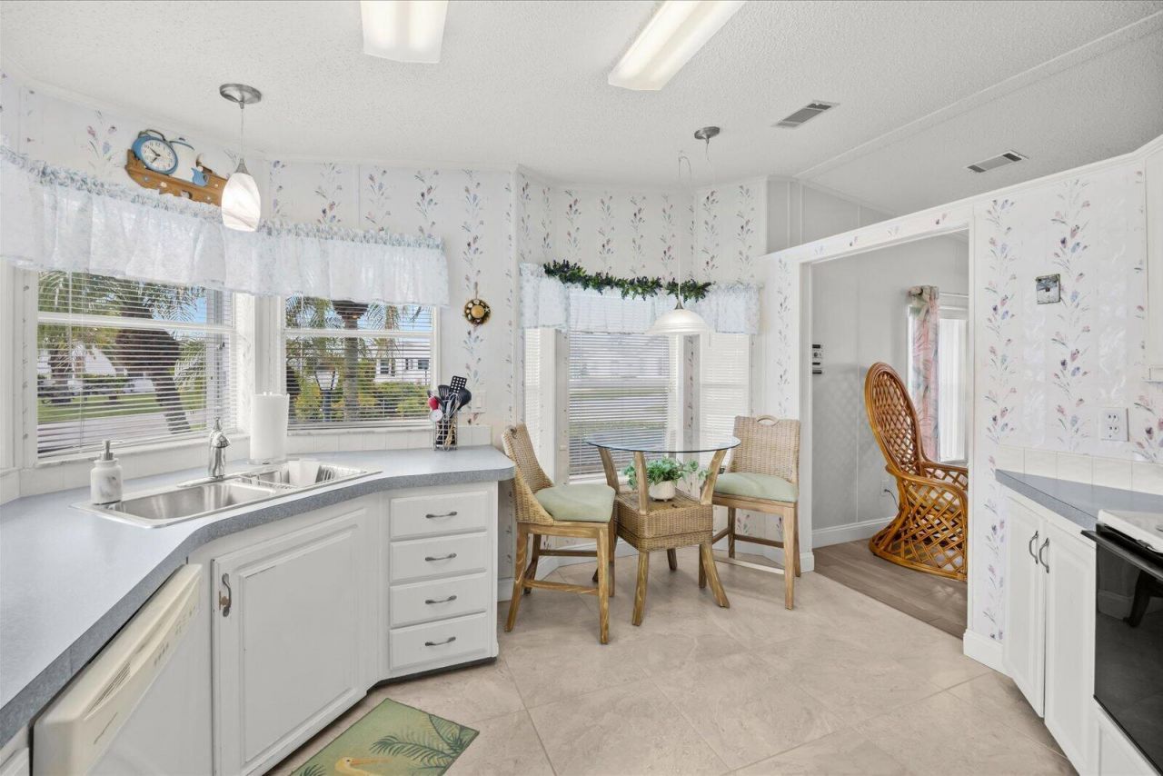 3608 Sleepy Hollow Lane, Port Saint Lucie, FL 34952 Photo