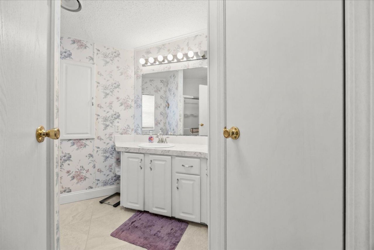 3608 Sleepy Hollow Lane, Port Saint Lucie, FL 34952 Photo