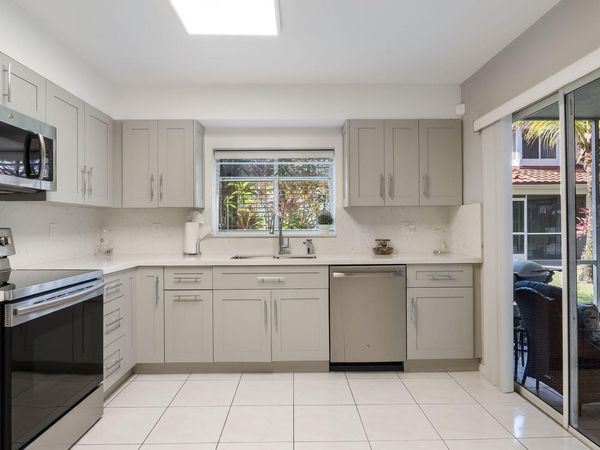 9265 NW 9TH Court, Plantation, FL 33324