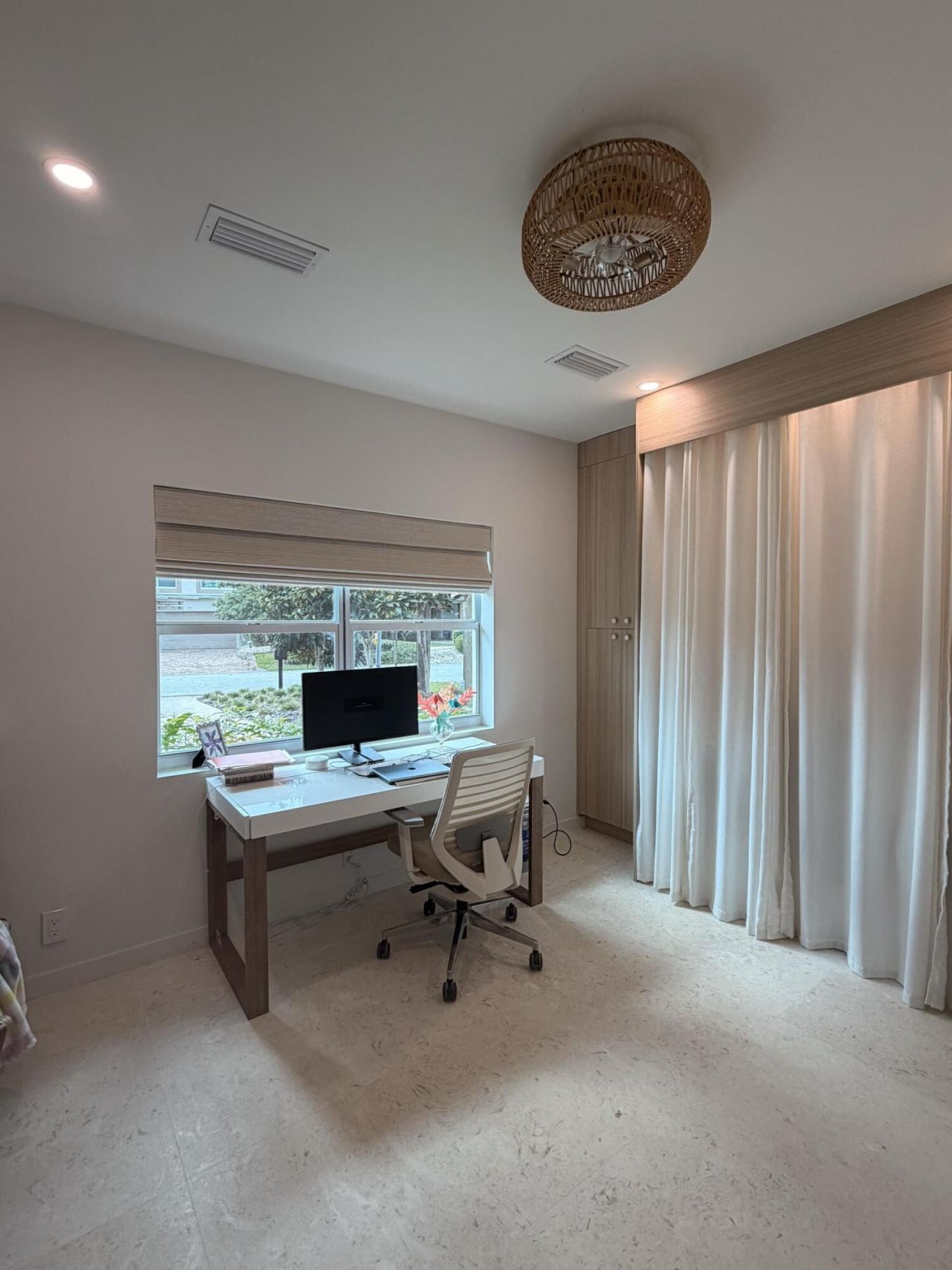 1584 Blue Water Terrace N, Lauderdale by the Sea, FL 33062 Photo