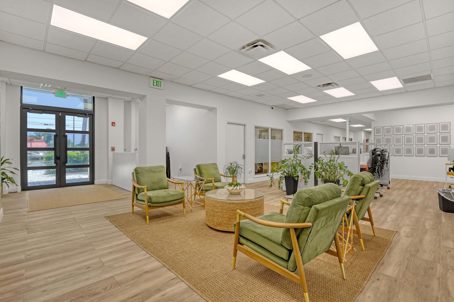 2701 Okeechobee Boulevard, West Palm Beach, FL 33422 Photo
