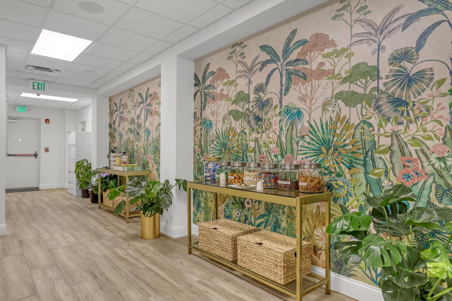 2701 Okeechobee Boulevard, West Palm Beach, FL 33422 Photo