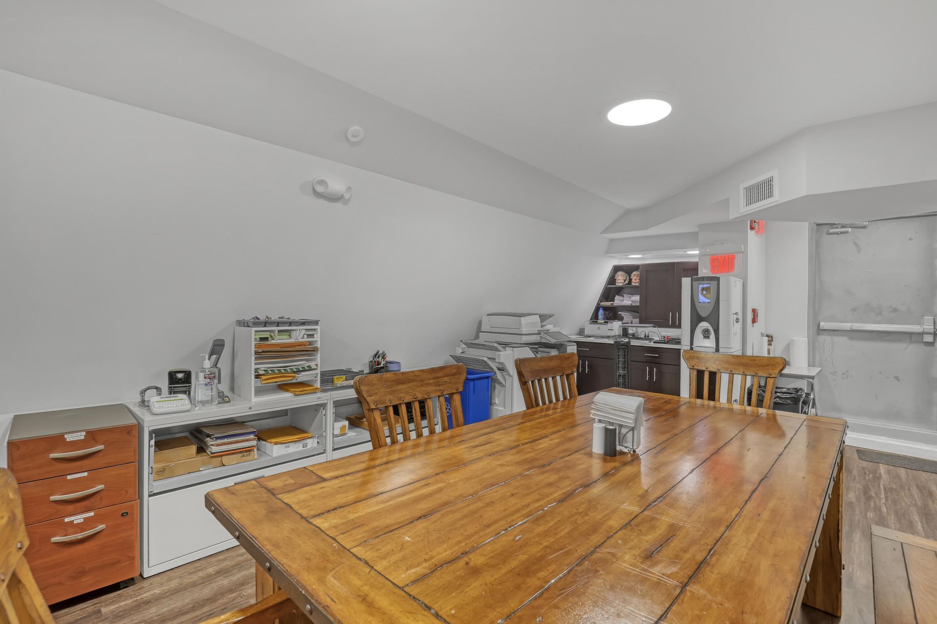 2701 Okeechobee Boulevard, West Palm Beach, FL 33422 Photo
