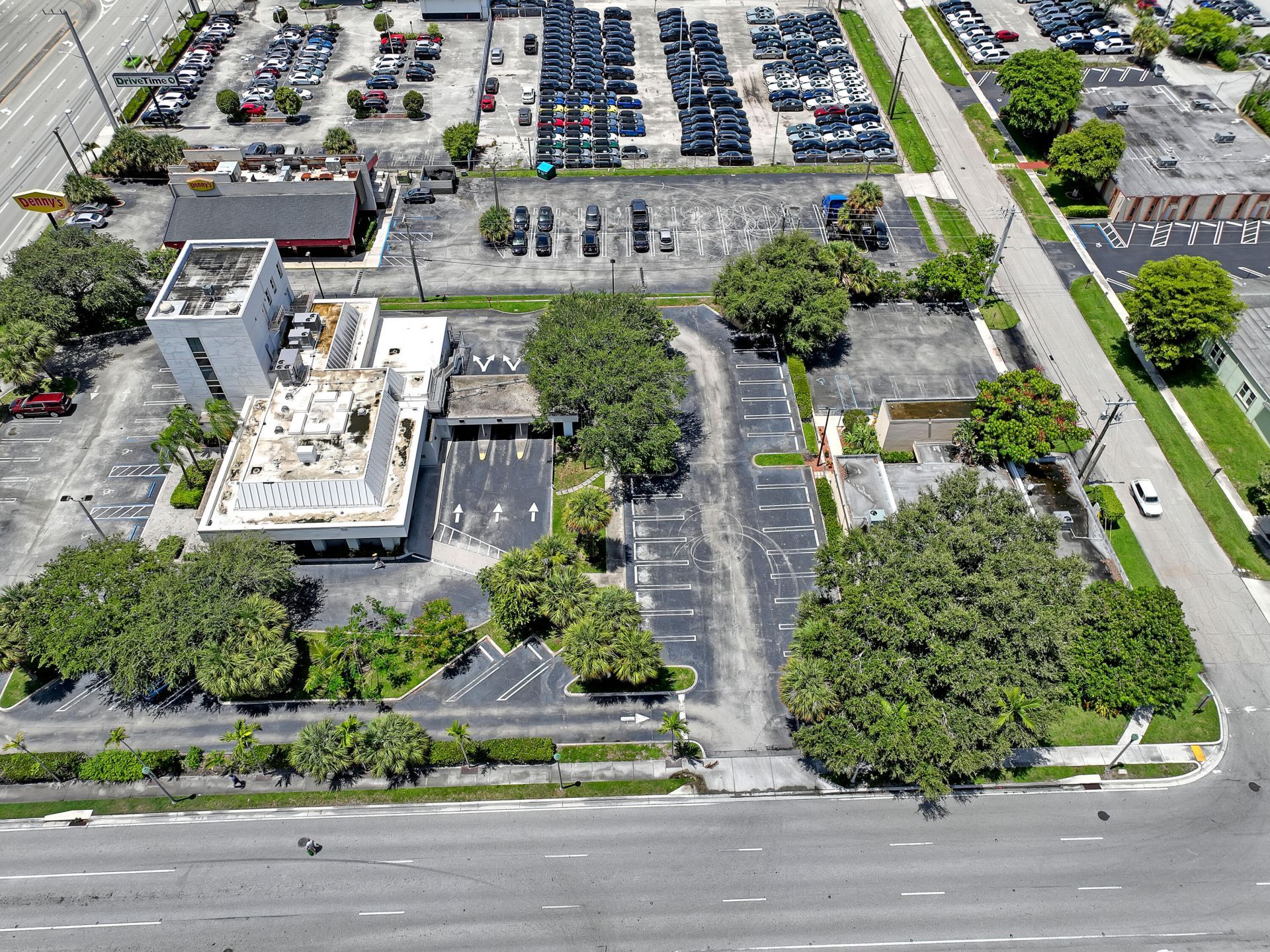 2701 Okeechobee Boulevard, West Palm Beach, FL 33422 Photo
