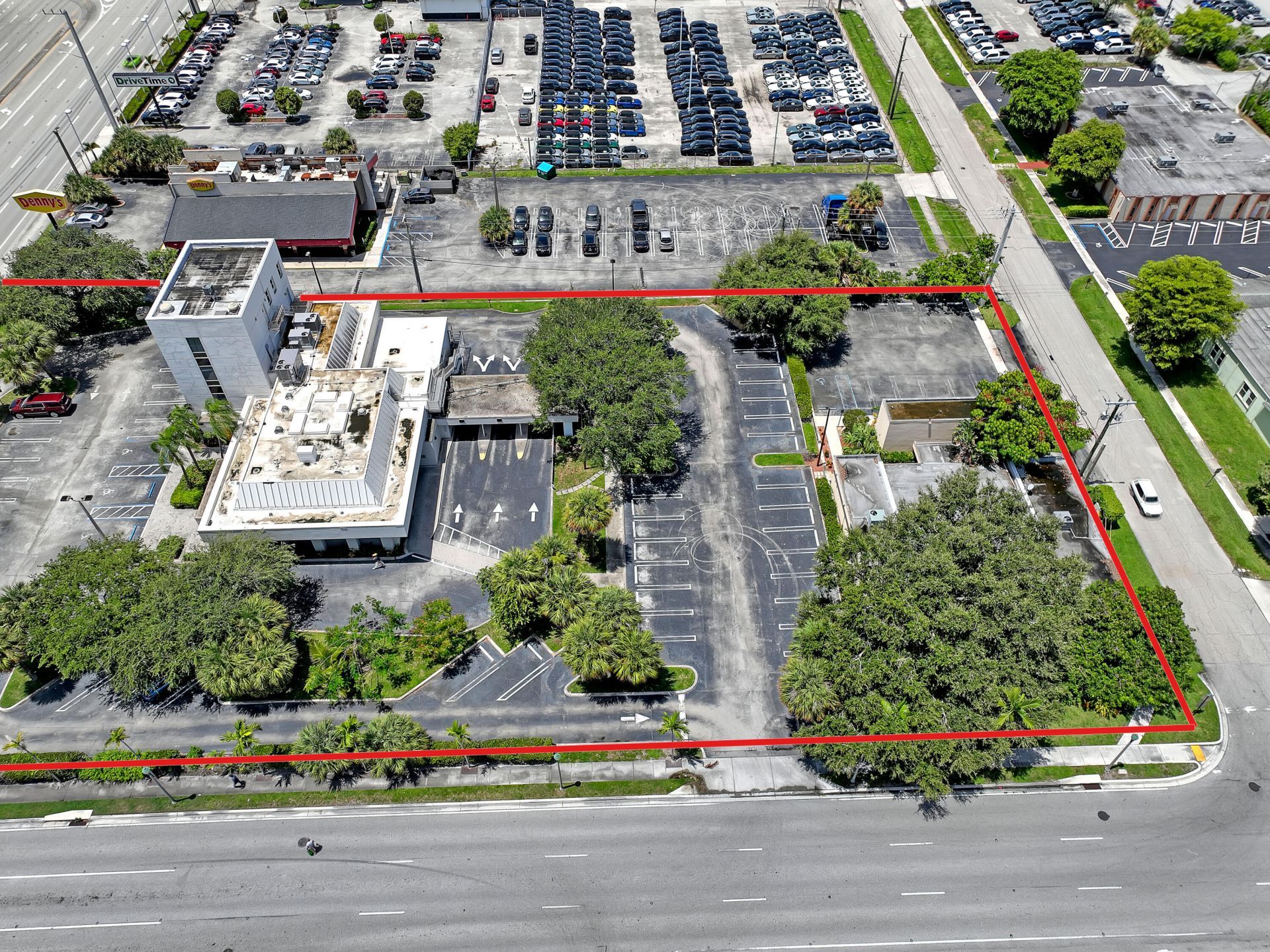 2701 Okeechobee Boulevard, West Palm Beach, FL 33422 Photo