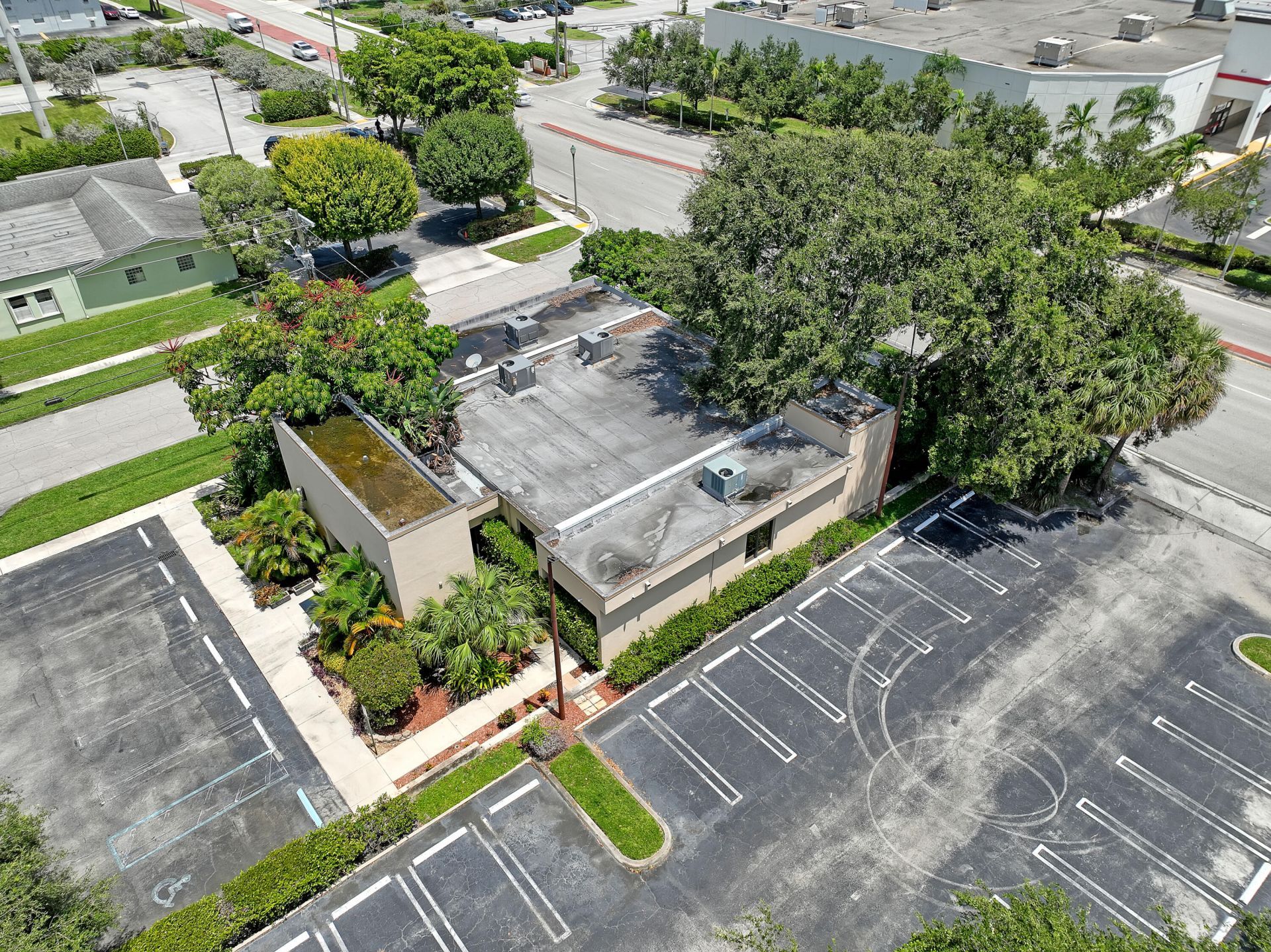 2701 Okeechobee Boulevard, West Palm Beach, FL 33422 Photo