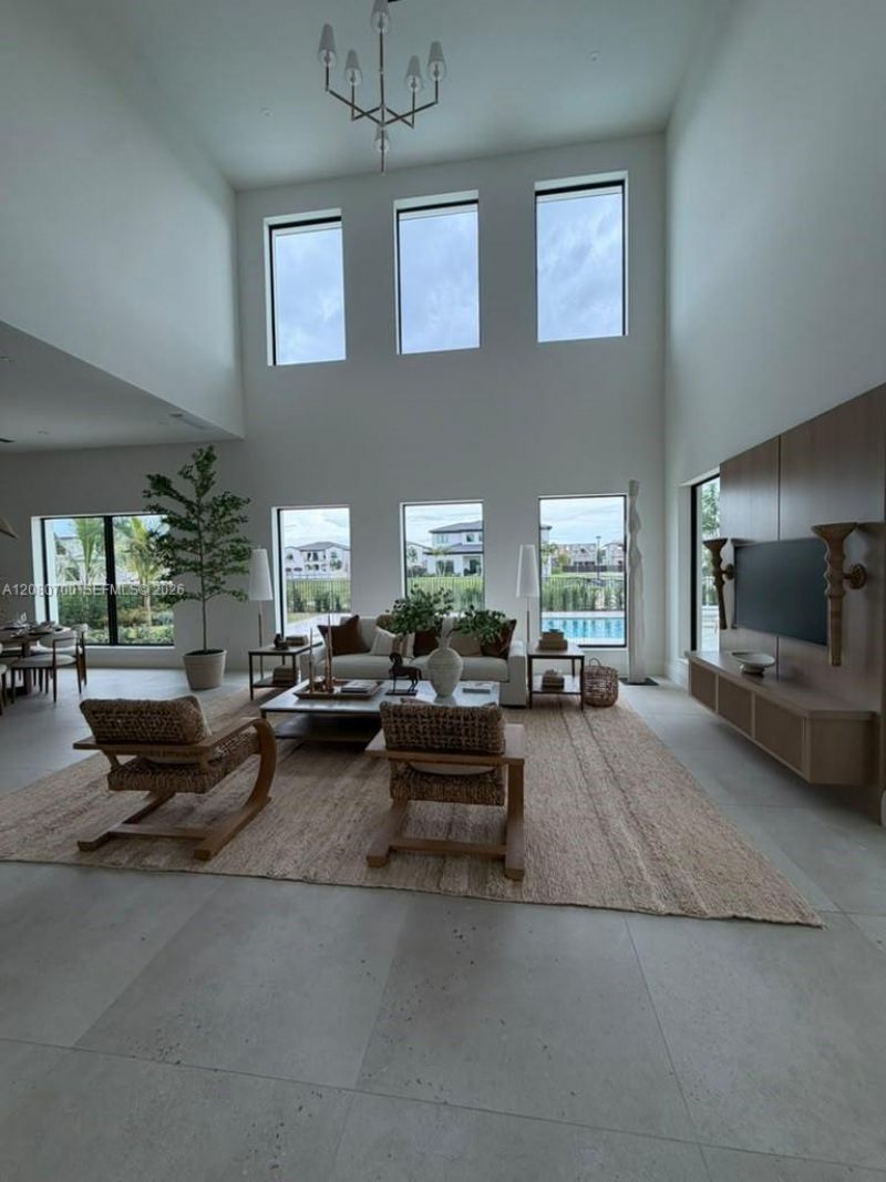 8540 NW 160th Terrace, Miami Lakes, FL 33016 Photo