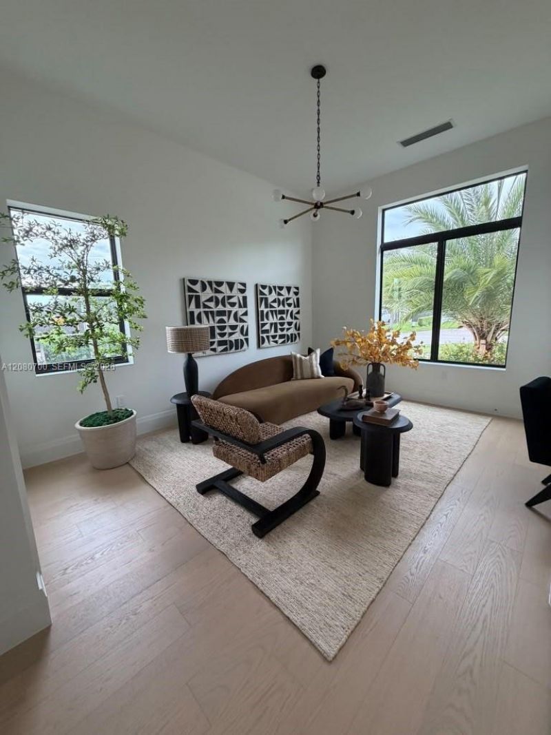 8540 NW 160th Terrace, Miami Lakes, FL 33016 Photo