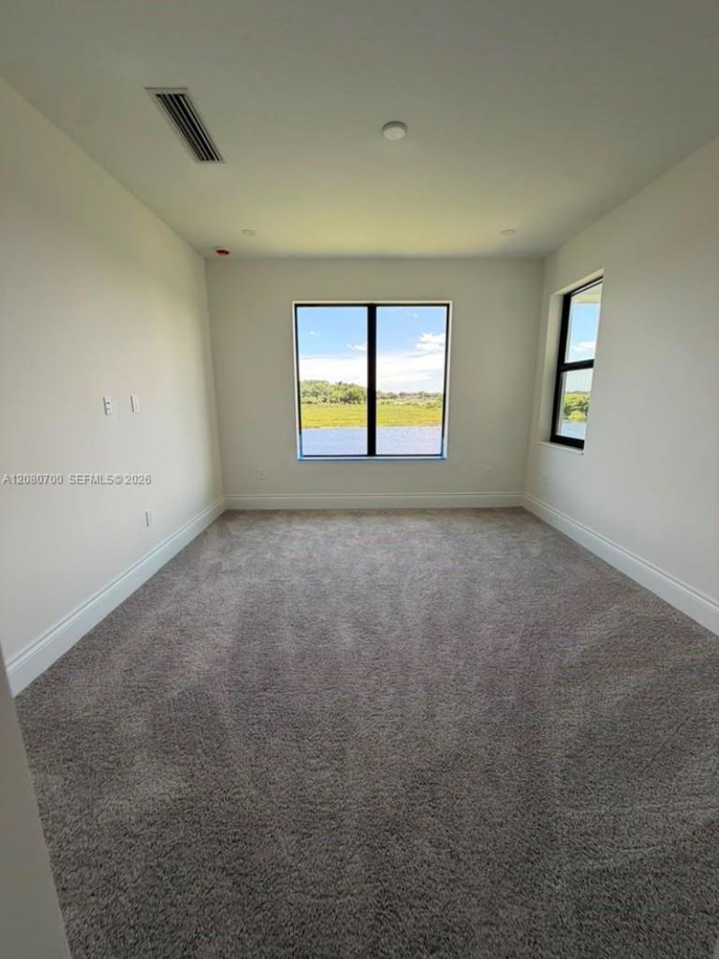8540 NW 160th Terrace , Miami Lakes, FL 33016 Photo