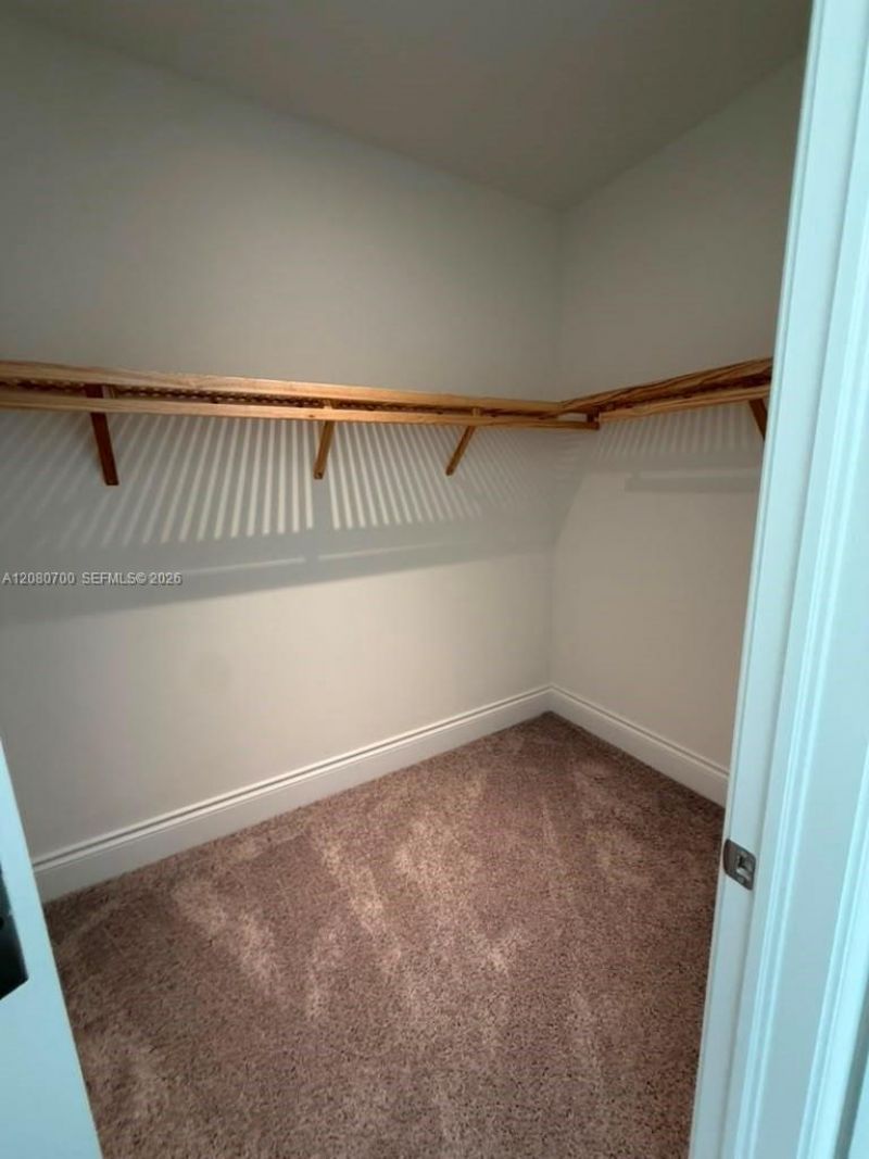 8540 NW 160th Terrace , Miami Lakes, FL 33016 Photo