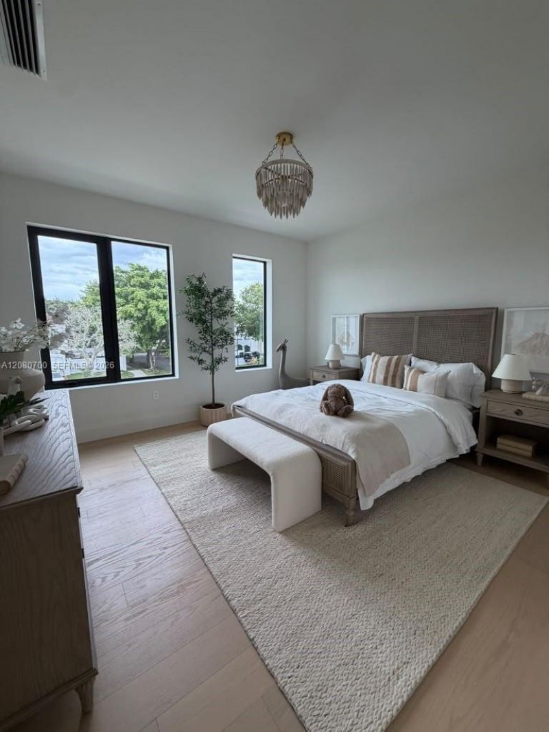 8540 NW 160th Terrace, Miami Lakes, FL 33016 Photo
