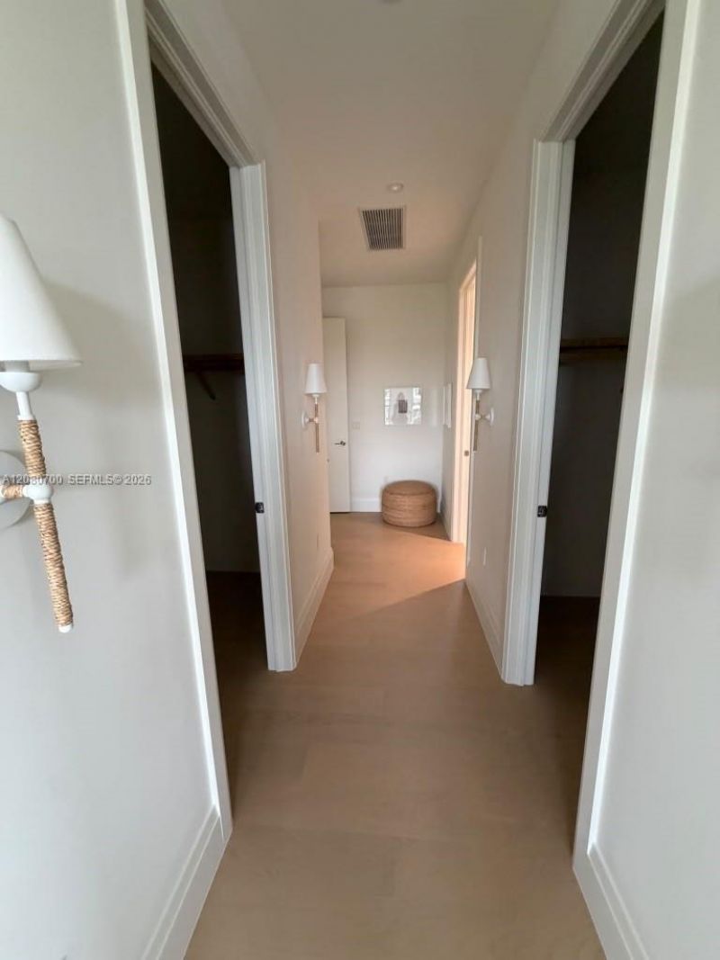 8540 NW 160th Terrace, Miami Lakes, FL 33016 Photo