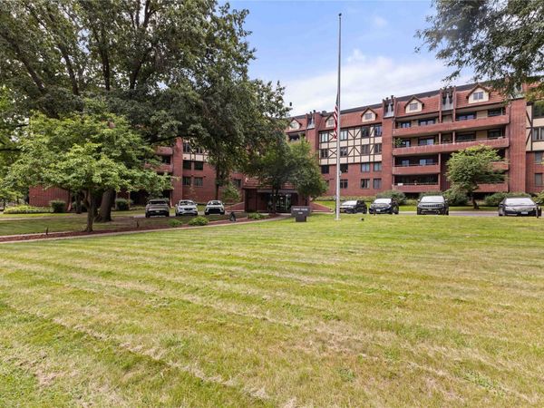 2880 Grand Avenue , Unit 507, Des Moines, IA 50312