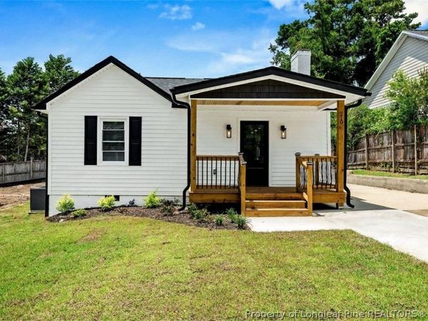 210 Blueridge Road, Fayetteville, NC 28303