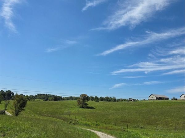 Brimstone Road , Coolville, OH 45732