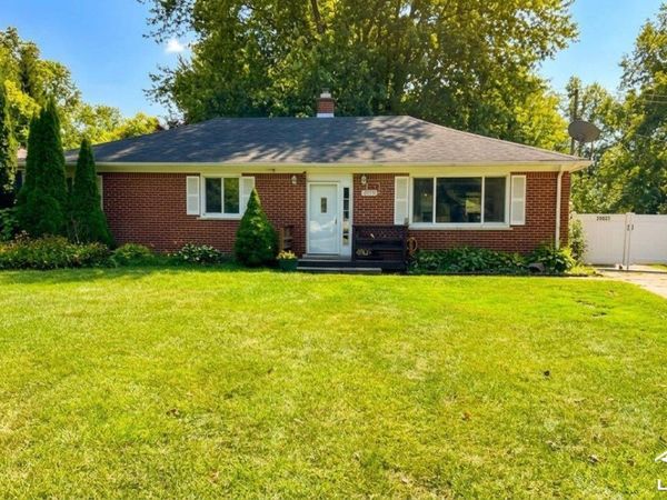 29521 West Road, New Boston, MI 48164