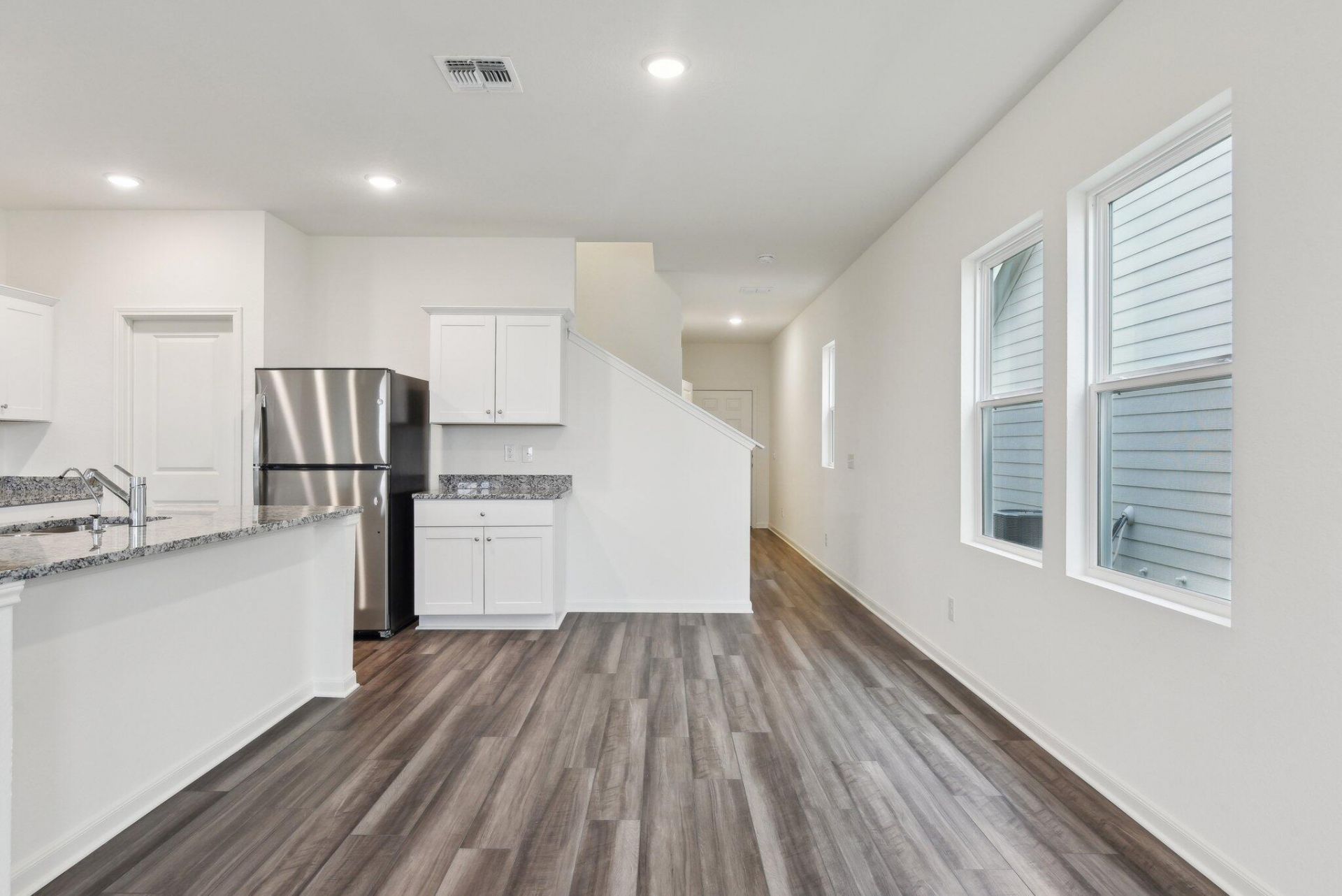 8867 Salamander Road Photo 5