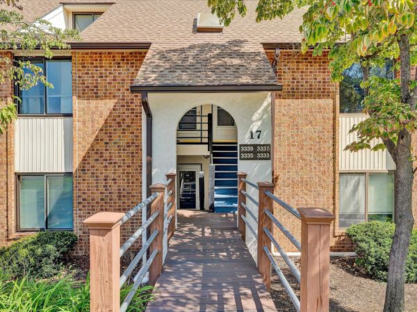 3337 Forest CT, Unit Bldg 17, Roanoke, VA 24018