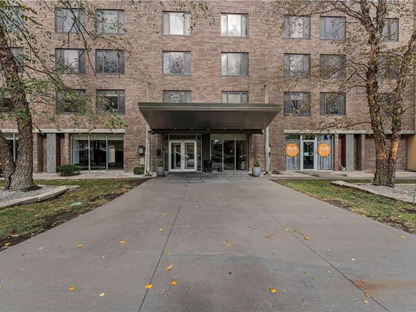 600 E 8th Street, Unit 4F, Kansas City, MO 64106