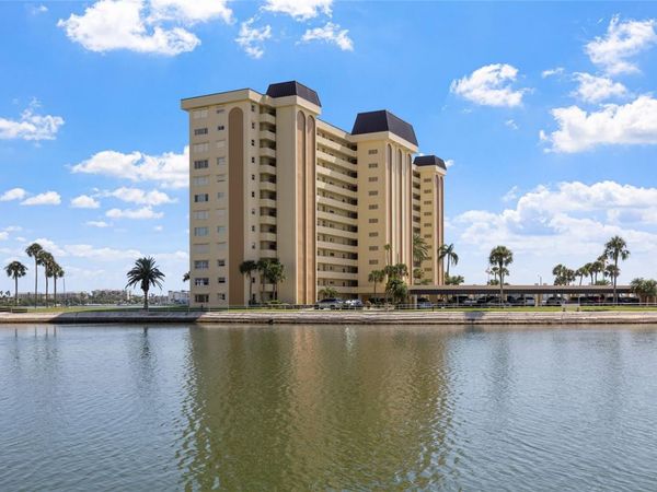4775 COVE CIRCLE , Unit 202, ST PETERSBURG, FL 33708
