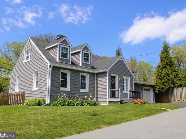 10 CHURCH STREET, ROUND HILL, VA 20141