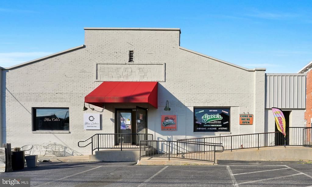 329 E MAIN STREET , LANDISVILLE, PA 17538
