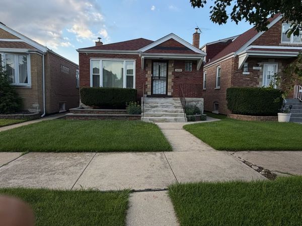 3650 W 68th Street , Chicago, IL 60629