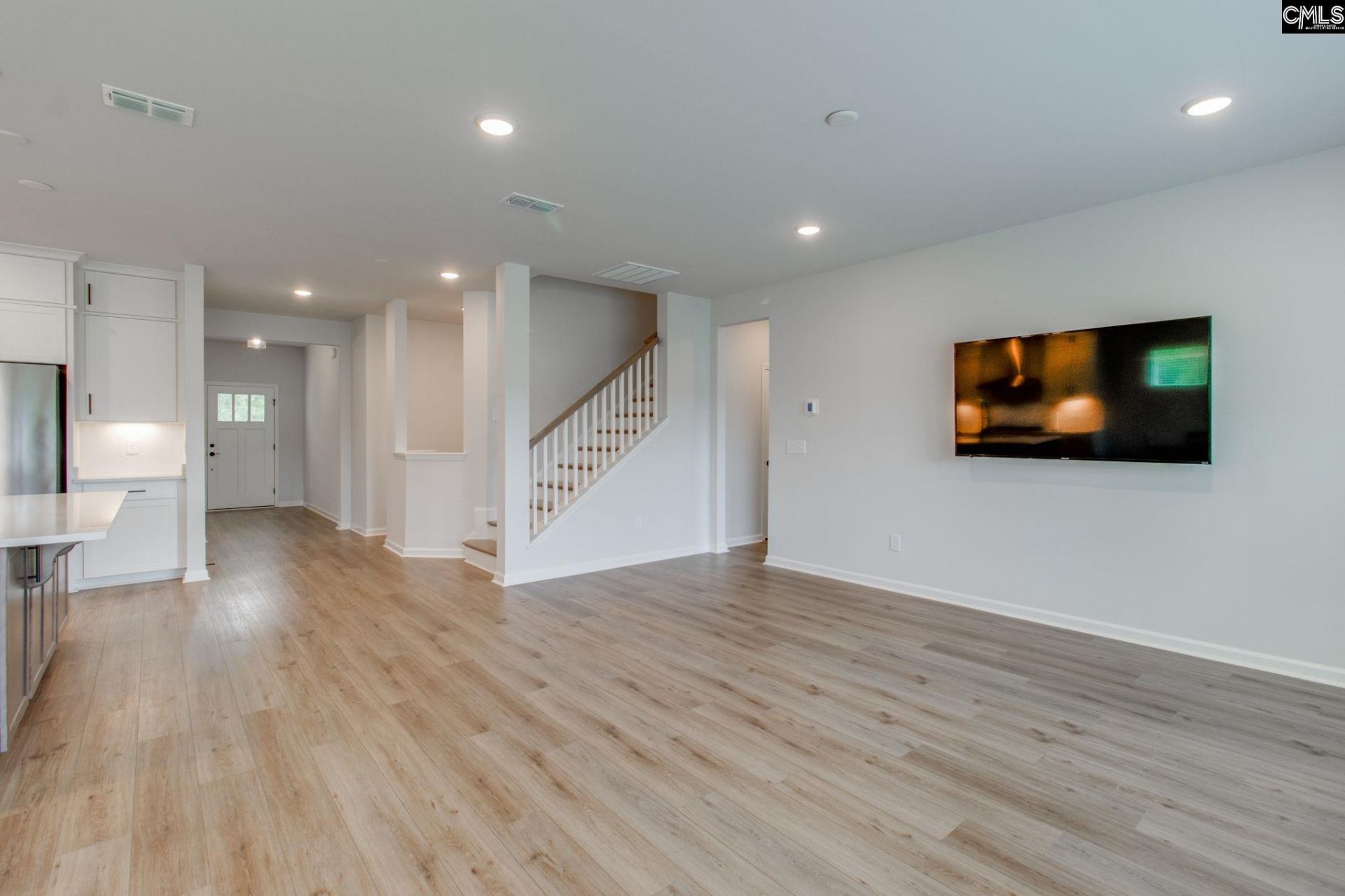 500 Carters Grove Lane  Photo 11