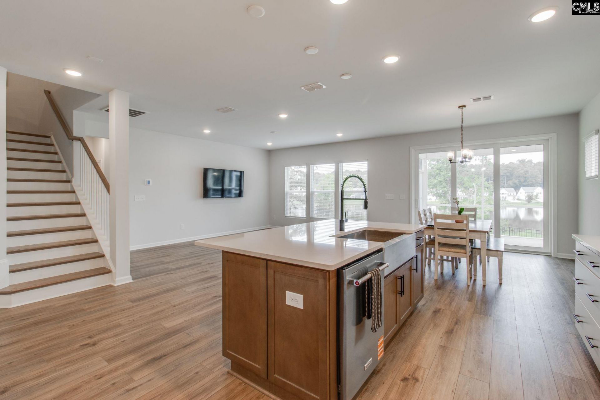 500 Carters Grove Lane  Photo 18