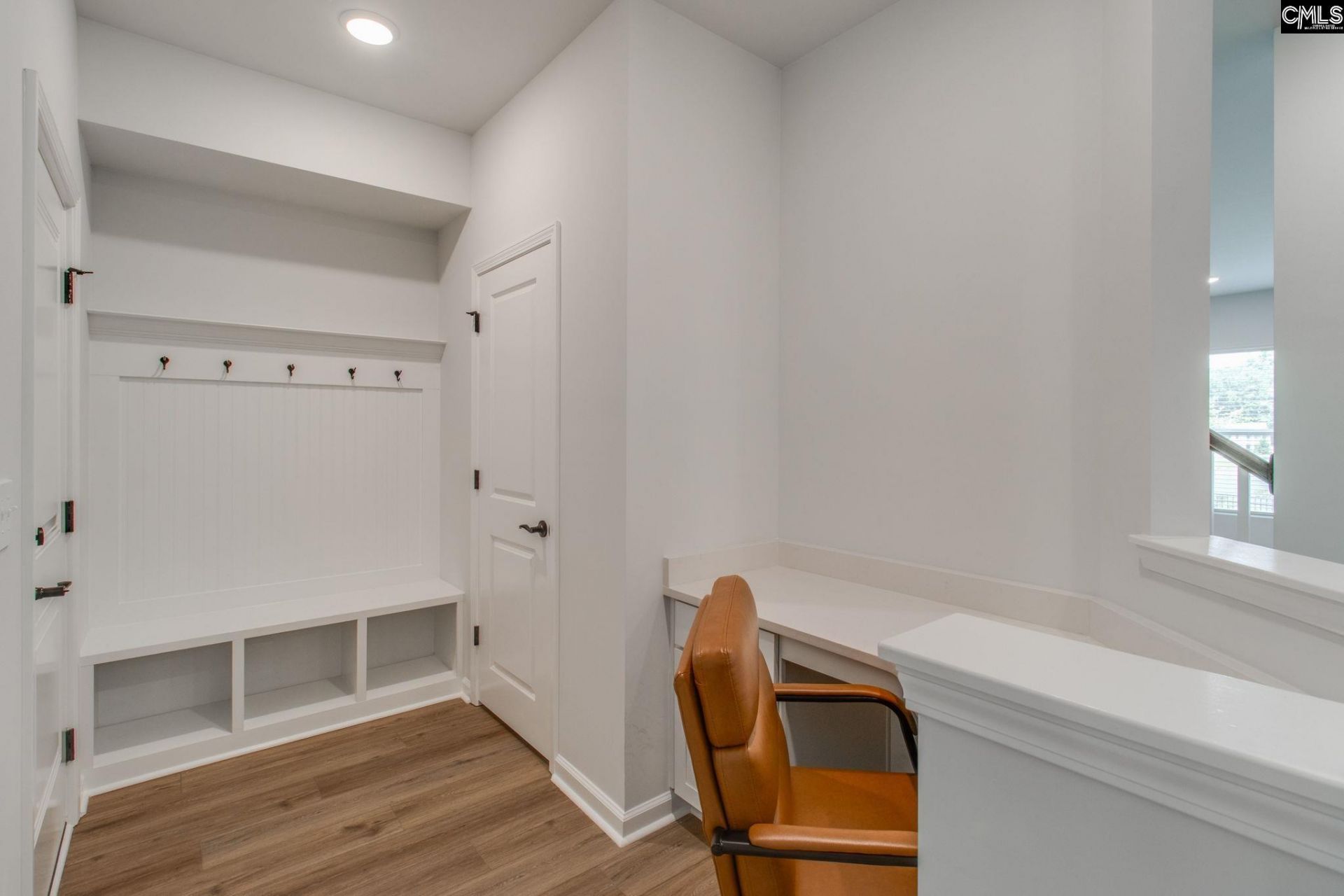 500 Carters Grove Lane  Photo 8