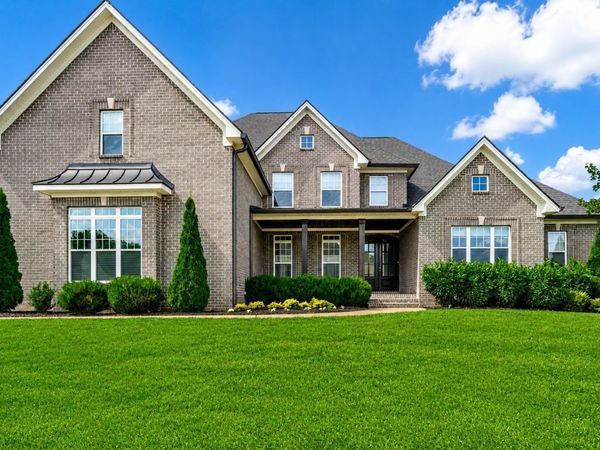 4016 Canberra Dr , Spring Hill, TN 37174