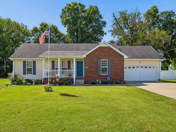 1015 Stepping Stone St, Christiana, TN 37037