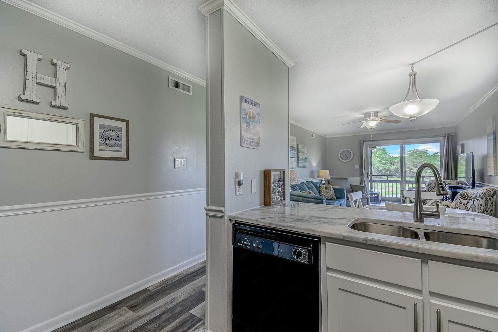 9501 Shore Dr.  Photo 14