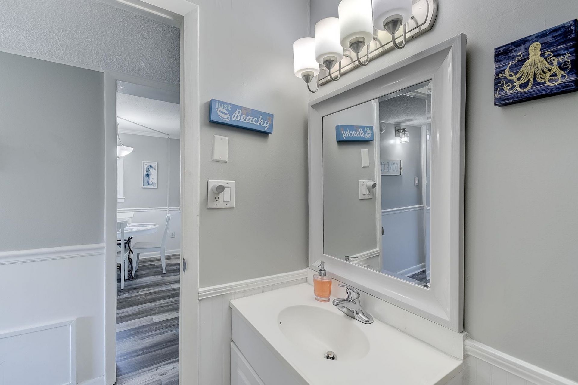 9501 Shore Dr.  Photo 27