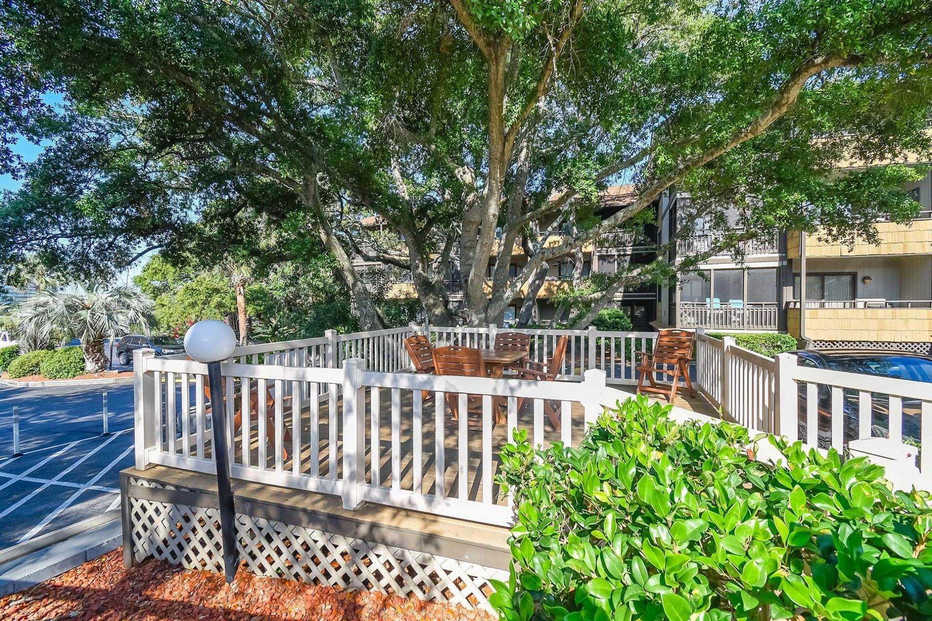 9501 Shore Dr.  Photo 32