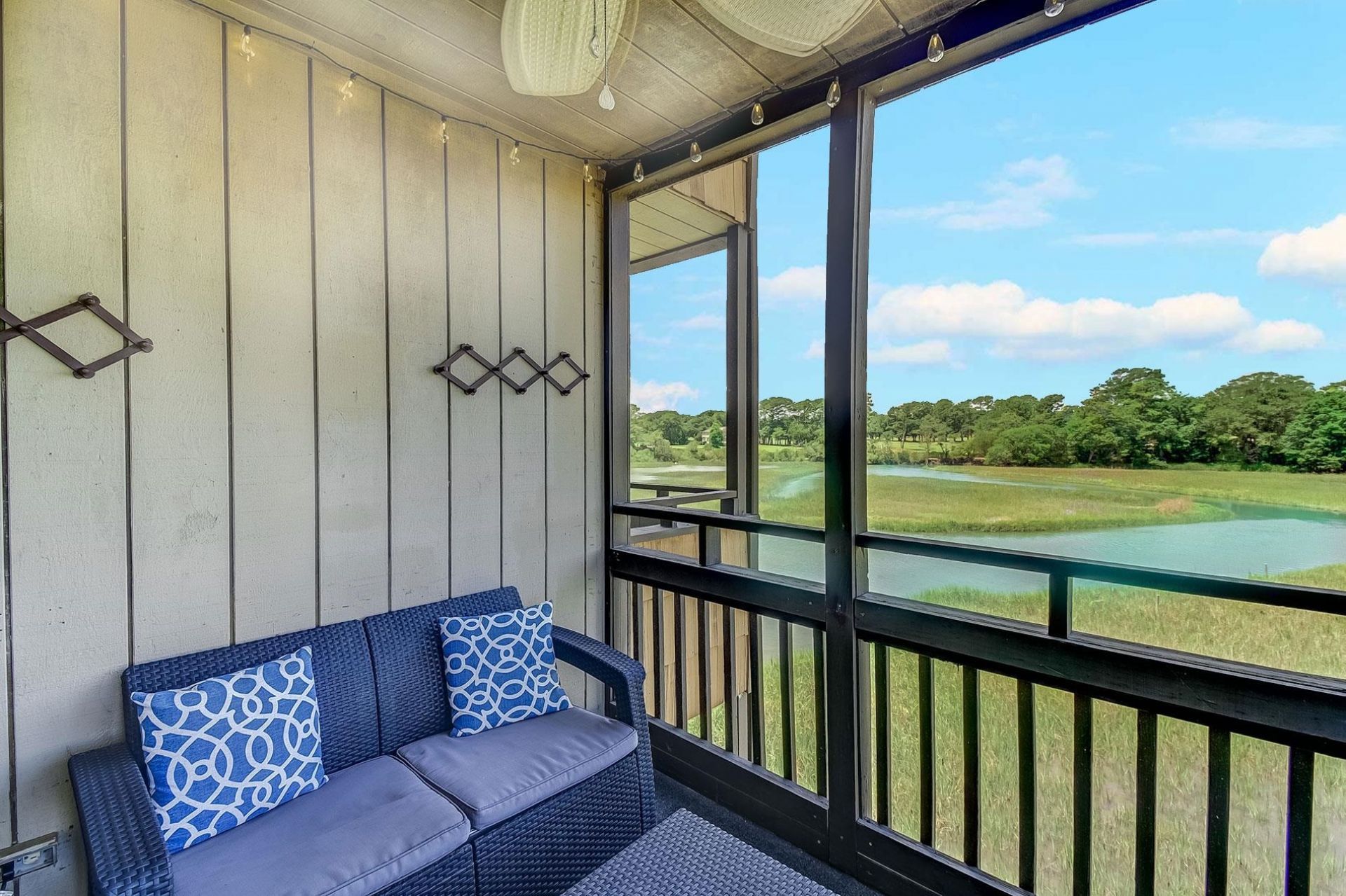 9501 Shore Dr.  Photo 4