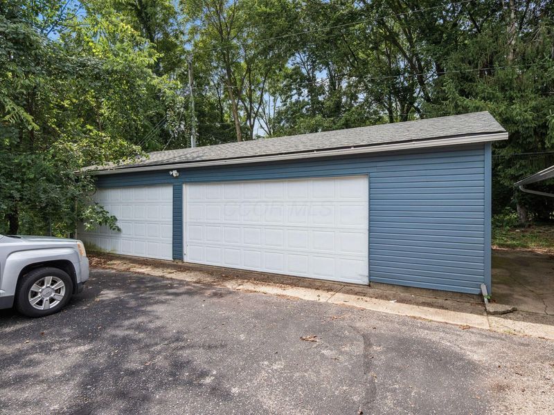 2400-2406 Red Coach Drive, Springfield, OH 45503 Photo 10