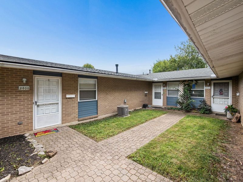 2400-2406 Red Coach Drive, Springfield, OH 45503 Photo 5