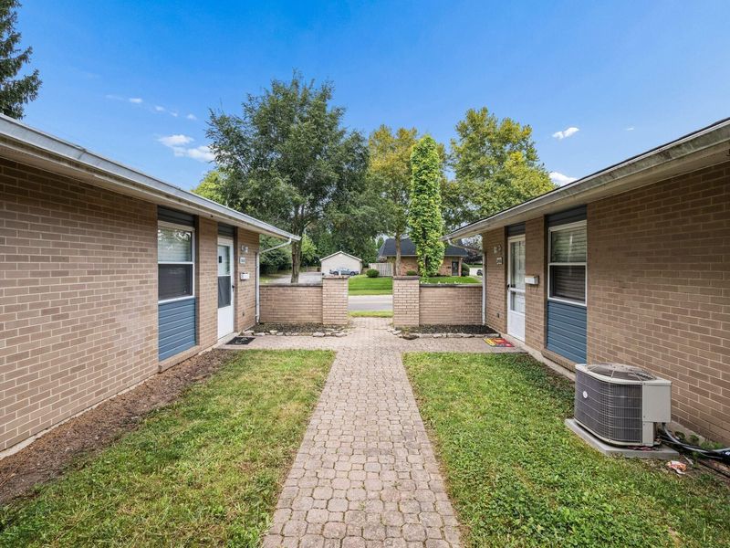 2400-2406 Red Coach Drive, Springfield, OH 45503 Photo 7