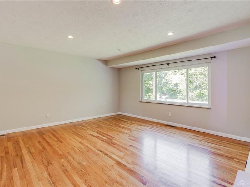 615 Wright Street, Yellow Springs, OH 45387 Photo 2