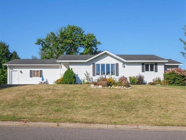 104 W Southridge Court, Cadott, WI 54727
