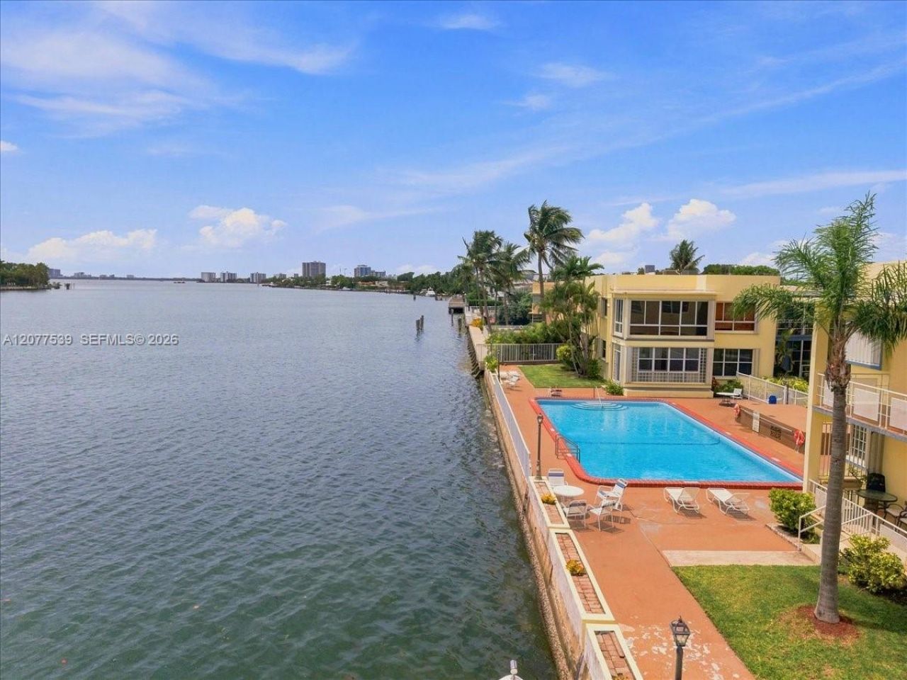 910 Bay Dr, Unit 15, Miami Beach, FL 33141 Photo