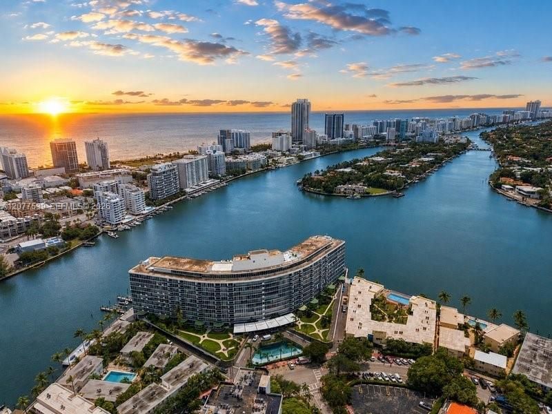 910 Bay Dr, Unit 15, Miami Beach, FL 33141 Photo