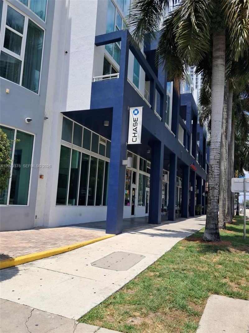 275 NE 18th St , Unit 1704, Miami, FL 33132 Photo