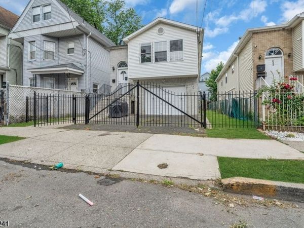 232 4Th St, Newark, NJ 07107