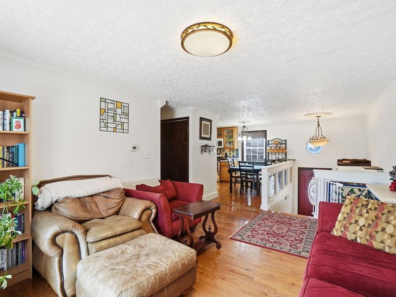 876 Kyle Avenue, Columbus, OH 43207 Photo 8