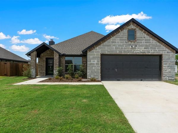300 PENNINGTON Road, Josephine, TX 75173